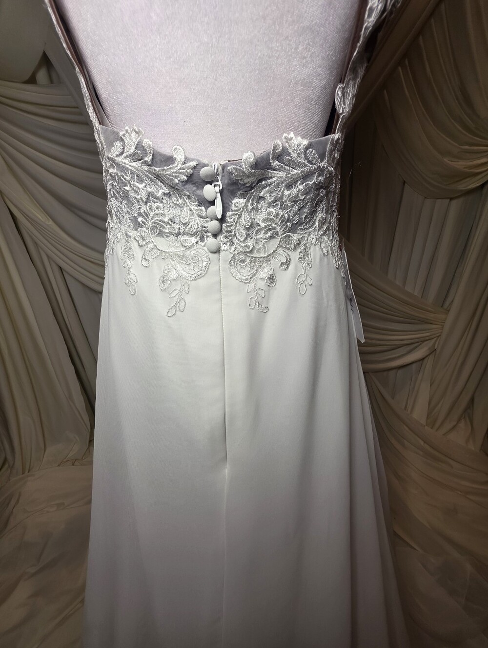 Azazie White Lace Appliqué A-Line Wedding Gown - Picture 12 of 14